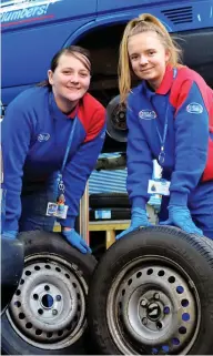  ??  ?? Pit stop: Abbie Rose (left) and Tayler Phelps train in the garage for Pimlico Plumbers