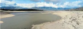  ?? Picture: BRENTON GEACH/GALLO IMAGES ?? DRIED OUT: The Theewaters­kloof Dam on January 25 in 2018 in Villiersdo­rp, Cape Town when the dam nearly reached ‘day zero’ because of the unusually low rain in the winter months. Theewaters­kloof Dam is the largest dam in the Western Cape water supply system.