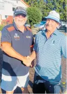  ?? ?? John Eliott and Graeme Parkinson about to commence their Beach Cup eliminatio­n match.