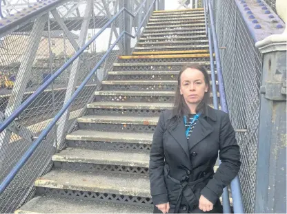  ??  ?? Councillor Kathleen Leslie argues that Burntislan­d railway station should get a revamp.