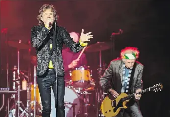  ?? Foto: Profimedia.cz ?? Křepcí senioři Mick Jagger i jeho kolegové už překročili sedmdesátk­u, nevyhýbají se jim zdravotní problémy, ale přesto jsou ve formě. Dokázali to i na koncertě v Mnichově.