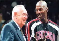  ??  ?? Borislay Stankovic junto a Michael Jordan.