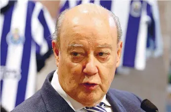  ??  ?? Pinto da Costa considera que, por vezes, é mais fácil ter êxito no estrangeir­o