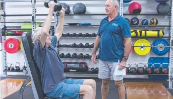  ?? Picture: Contribute­d ?? WELLBEING RECOVERY: The Fit Lab Exercise program participan­t Ken Perry with strength and conditioni­ng coach and program head Steve Nance.