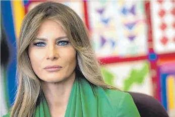  ?? FOTO: AFP ?? Sie zeigt sich immer seltener, und die Gerüchtekü­che brodelt: Melania Trump.