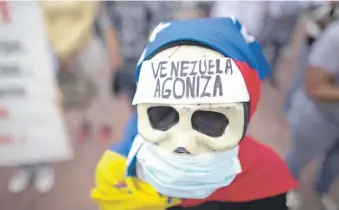  ?? |AP ?? Tanto hombres como mujeres están expuestos al tráfico sexual a lo largo de la ruta de Venezuela a Colombia