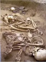  ??  ?? Right: Isotopes suggest that more than half of the examined people buried at Cliffs End, Kent came from outside Britain; among those in this pit group was a Mediterran­ean girl and a Scandinavi­an man (900–800bc)