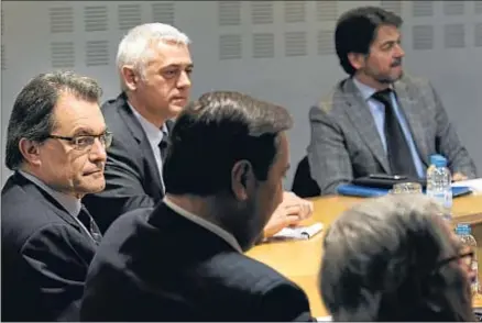  ?? PEDRO MADUEÑO ?? Artur Mas presidió ayer la reunión del comité ejecutivo de CiU