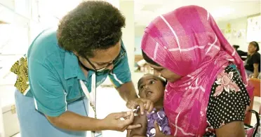  ?? Photo: Deptfo News ?? Men-C Immunisati­on being conducted at the Lautoka Health Centre.