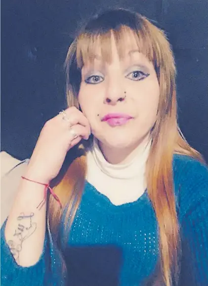  ??  ?? Víctima. Carolina Medina (25) tenía dos hijos, de 8 y 6 años, y estaba embarazada de siete meses.