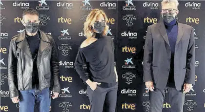  ?? EFE ?? Antonio Banderas, María Casado y Mariano Barroso dieron detalles de la gala de los premios Goya.