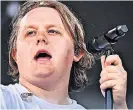  ?? ?? WONDERFUL Friend Lewis Capaldi