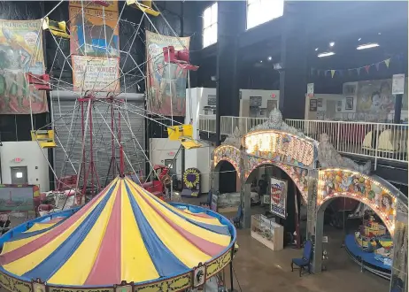  ?? PHOTOS: HAYLEY JUHL ?? The Internatio­nal Independen­t Showmen’s Museum includes a full-sized ferris wheel and a child-sized carousel from the 1950s.