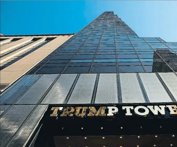  ??  ?? Una imagen de la torre Trump, en Nueva York