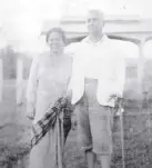  ?? ?? Bea’s great-grandparen­ts Julius Schück and Rukkayah Mustafa Schück at their farm in Sulu.