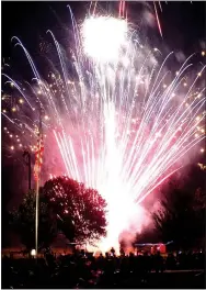  ?? Photo by Randy Moll ?? The annual fireworks display at Gentry’s freedom festival is one of the best in the region and draws large crowds.