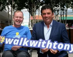  ??  ?? BEST FOOT FORWARD: Fr Tony Coote of Walk While You Can (WWYC.ie) with Des Cahill of RTE. donate@wwyc.ie