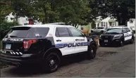  ?? Erik Trautmann / Hearst Connecticu­t Media ?? Stamford police respond to 150 Culloden Road Wednesday for a report of a fatal stabbing.