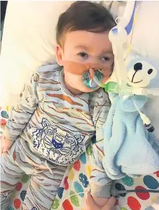  ?? Afp ?? AFECTADO. Alfie Evans tiene 22 meses y permanece hospitaliz­ado en Londres.