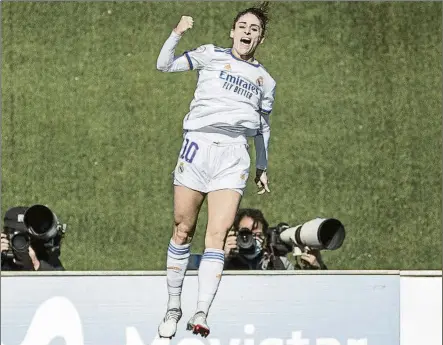  ?? FOTO: EFE ?? Un regreso estelar Esther González ha anotado en sus tres partidos disputados tras su lesión y ha dado un gran impulso al Real Madrid