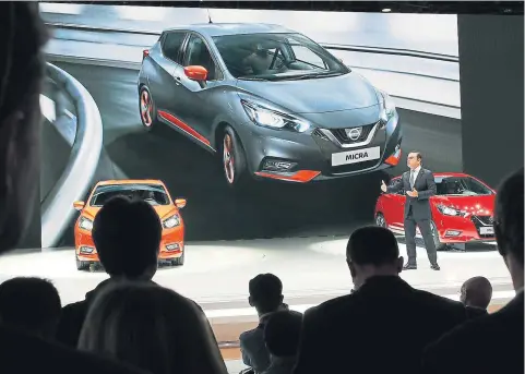  ?? CHRISTOPHE ENA / AP ?? El nuevo Nissan Micra se inspira en las formas angulosas del prototipo Sway mostrado en 2015