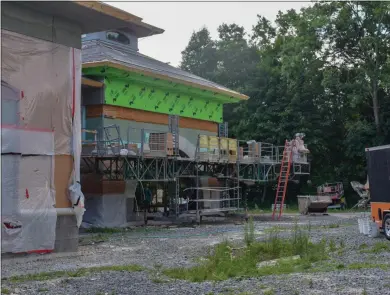  ?? CARLY STONE — MEDIANEWS GROUP FILE ?? Exterior constructi­on progress of the new Oneida Public Library as of July 20.