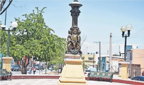  ??  ?? la plaza se ubica entre las calles Coronado y Allende