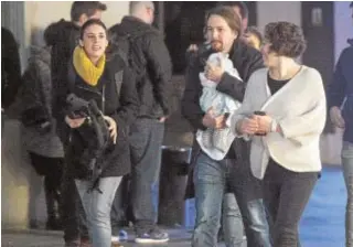  ?? // EFE ?? Irene Montero y Pablo Iglesias, con la hija de ambos y Teresa Arévalo