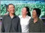  ?? ZOU HONG CHINA DAILY ?? Yin Guizhi (far right) with her daughter and husband, who once worked at Saihanba.