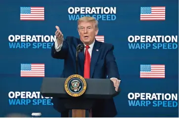  ??  ?? El presidente
Donald Trump habla durante una reunión de la ‘Operación Velocidad Warp’