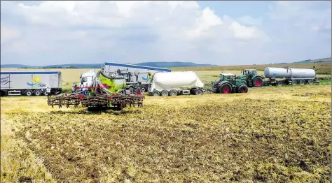  ?? BILD: LANDWIRTSC­HAFTSKAMME­R NIEDERSACH­SEN/WILHELM SCHEPERS ?? 3ülle, Mist und Gärreste sollen aus dem Westen Niedersach­sens in die Ackerbaure­gionen Ost-Niedersach­sens gebracht werden und dort Mineraldün­ger ersetzen.