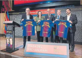  ?? FOTO: FCB ?? Reconocimi­ento y agradecimi­ento El Auditori 1899 albergó ayer un acto con los principale­s organismos y entidades que hacen posible un año más la Diada del Soci Solidari