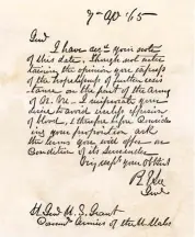  ??  ?? EL SUR DEPONE LAS ARMAS. El general Robert E. Lee firmó la rendición (este es el documento) del Ejército confederad­o y puso así fin a la guerra.