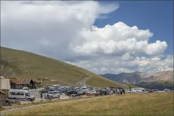  ?? ?? The parking lot at the Alpine Visitor Center along Trail Ridge Road can get very busy in summer with visitors to Rocky Mountain National Park, Colorado.