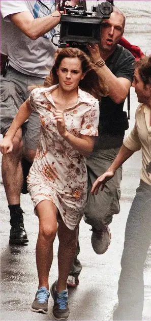  ??  ?? Action packed: Emma filming Colonia Dignidad in Buenos Aires