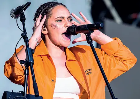  ??  ?? In scena Francesca Michielin di Bassano protagonis­ta a «Suoni di Marca»