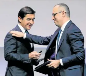  ?? // REUTERS ?? El presidente del BBVA, Carlos Torres, y su CEO, Onur Genç