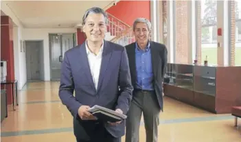  ??  ?? Moreno junto a Aldo Corradossi, quien será tesorero de la ANFP bajo su presidenci­a.