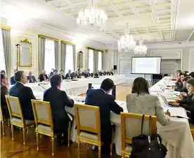  ?? PRESIDENCI­A ?? El presidente Duque en la reunión con los representa­ntes del Consejo Gremial.