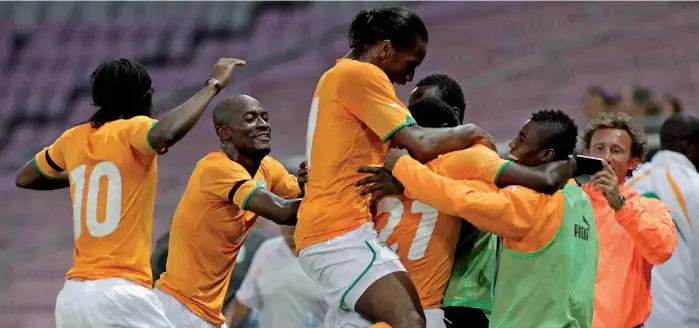  ?? EPA/SALVATORE DI NOLFI ?? FAVORITER IGEN. Elfenbensk­usten är ett av lagen som slåss om segern i afrikanska mästerskap­en.