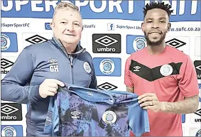  ?? (Pic: SuperSport.com) ?? SuperSport United’s new signee Thulani Hlatshwayo (R) who was released by Orlando Pirates last month, said he was happy to rejoin coach Gavin Hunt (L), who was announced as the club’s coach. The 32-year-old said Hunt had given him a new lease on life after a tough six months on the sidelines at his previous club.