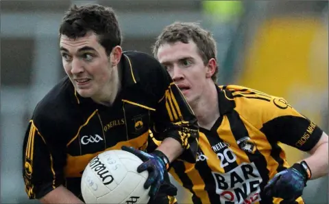  ??  ?? New recruit Peter Devine in action for his home club St. Eunan’s (Letterkenn­y) against Crossmagle­n Rangers in 2012.