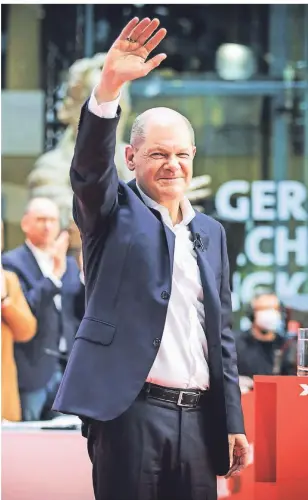  ?? FOTO: JANINE SCHMITZ/ PHOTOTHEK.DE ?? Olaf Scholz beim digitalen Sonderpart­eitag der SPD zur Abstimmung über den Koalitions­vertrag. Heute will er in Berlin bekannt geben, wer aus den Reihen seiner Partei im künftigen Kabinett sitzen wird.