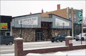  ?? NEWS PHOTO GILLIAN SLADE ?? The Hitch’n Post Saloon building on South Railway may soon be demolished.