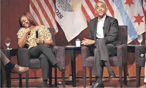  ?? FOTO: AFP ?? El ex Presidente Barack Obama en el foro en la Universida­d de Chicago, ayer.
