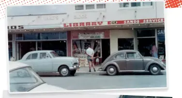  ??  ?? Top: Vauxhall Cresta outside stationer’s shop, Mairangi Bay Auckland early ’60s (photo: Max Patterson Collection)