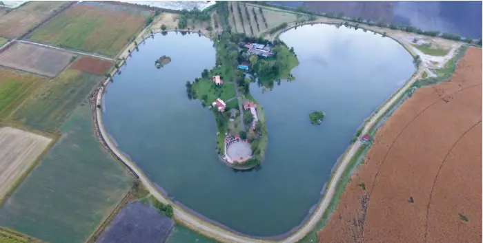  ?? FOTOS: ESPECIAL Y ALFONSINA ÁVILA ?? La Comisión Nacional del Agua tiene que determinar el destino que debe darse a los pozos. El uso del agua para fines de recreación o habitacion­al no está permitido.