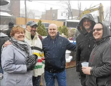  ?? JOSEPH PHELAN — JPHELAN@DIGITALFIR­STMEDIA.COM ?? Don Russell, far right, organized Winterfest.