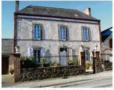  ??  ?? La maison de naissance de l’abbé Angot, à Sainte-Gemmes-leRobert.