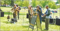  ??  ?? Doc Stevens & Marilyn Band perform at last year’s Taste of Indian Head entertainm­ent portion at the Village Green.